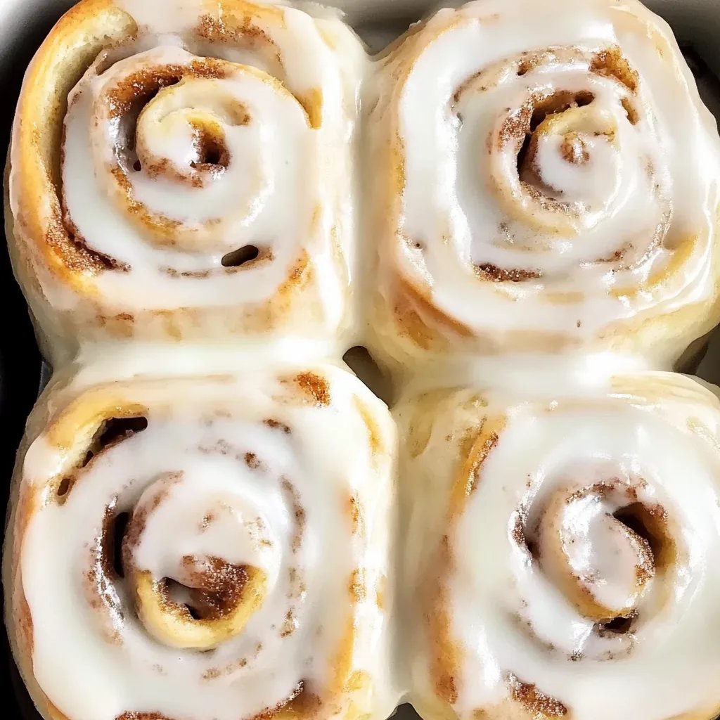 Flauschige Zimtschnecken mit Frischkäseglasur